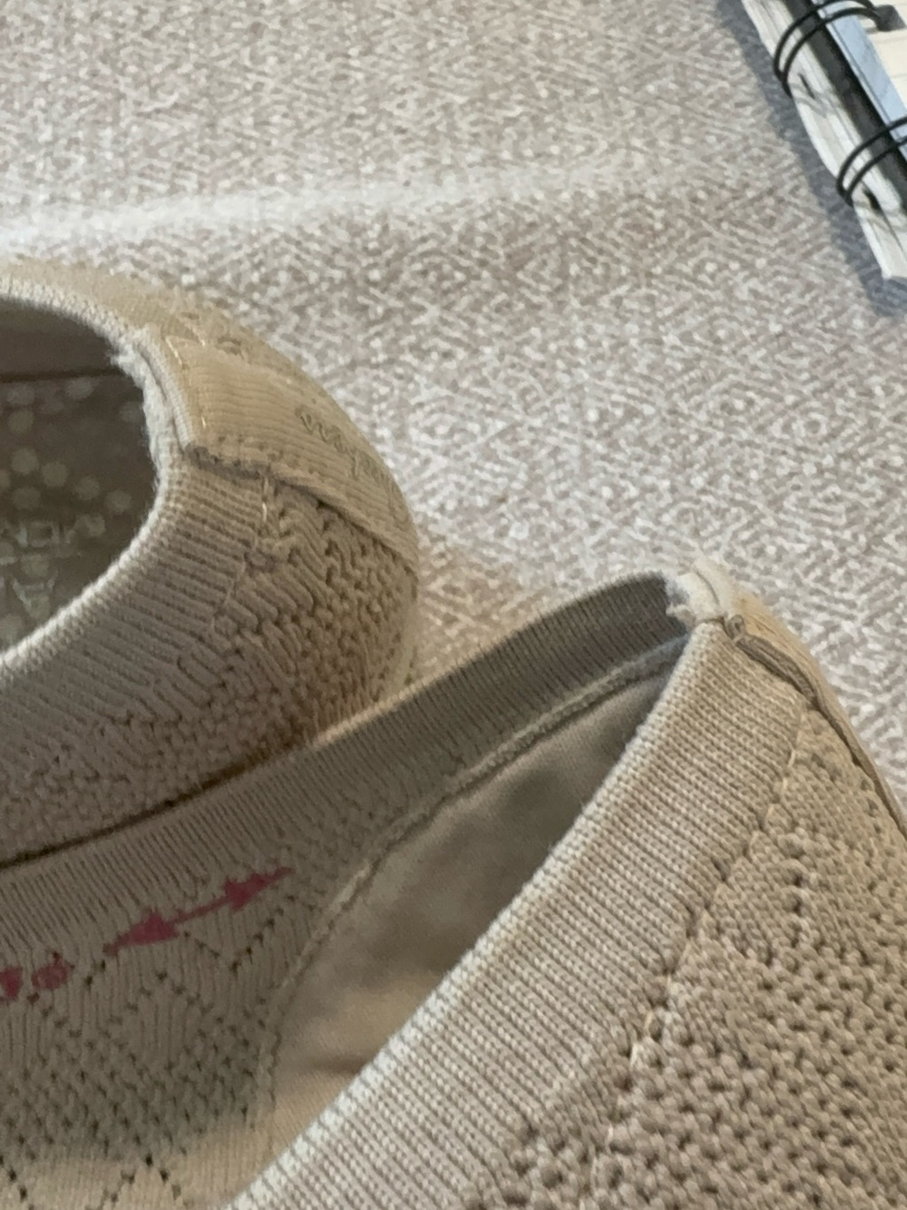 Skechers Light Beige Knit Slip-On Ballet Flats. Ladies size 8 - Picture 5 of 7